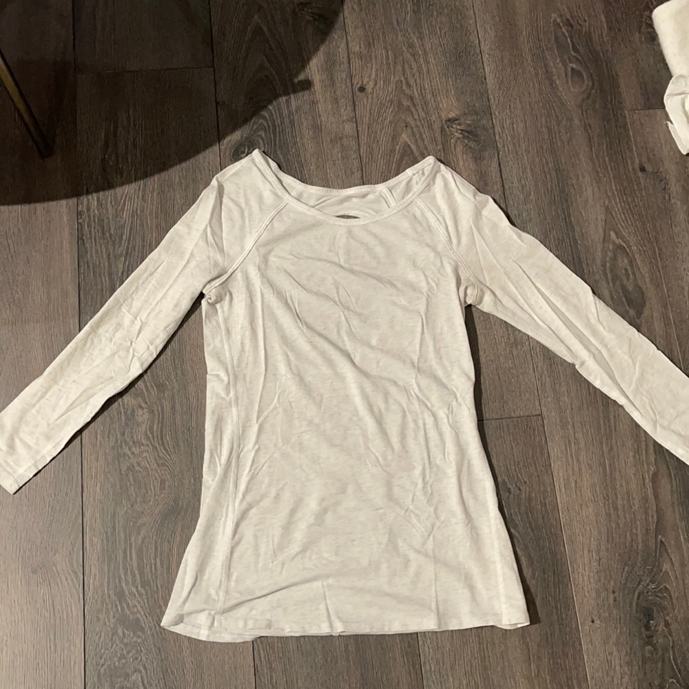 Lululemon 3/4 sleeve top
